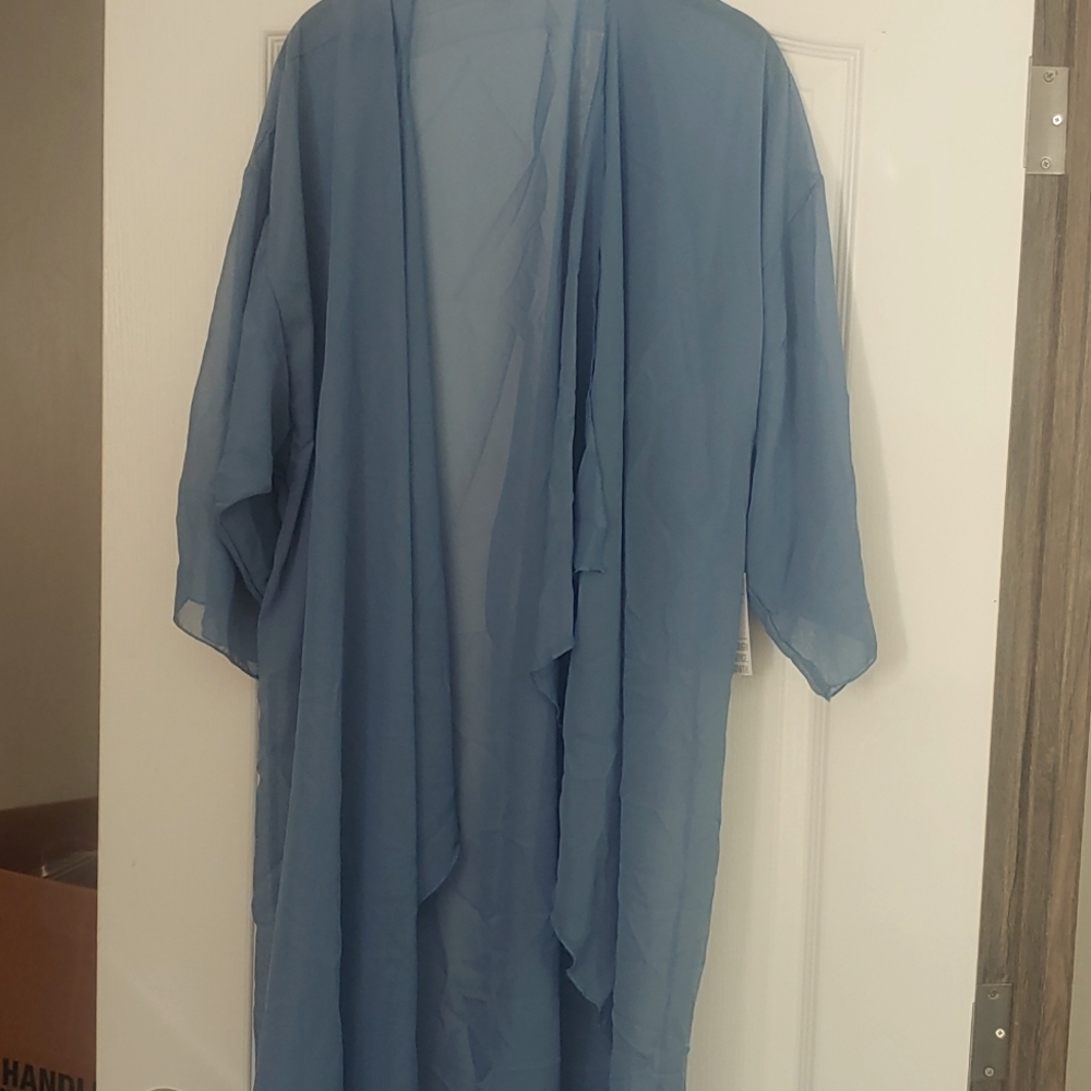 Lularoe XL Shirley